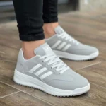 ⁦كوتش أديداس رجالي رصاصي بتصميم رياضي عصري⁩ - الصورة ⁦5⁩